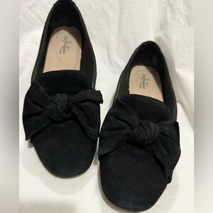 Clark’s Black Suede Women's Loafers